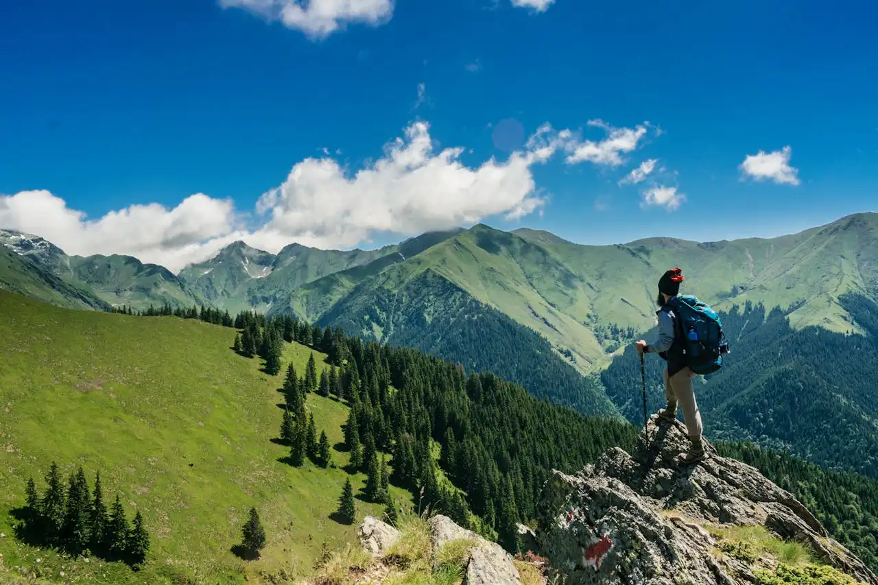 Living Like a Local: Experiencing Destinations Authentically Through Slow Travel