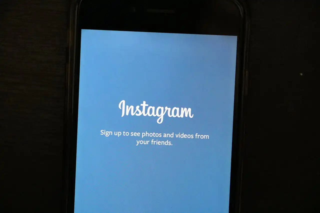 Instagram's Latest Vibe Check: Diving Deep into Direct Connections and Community Building