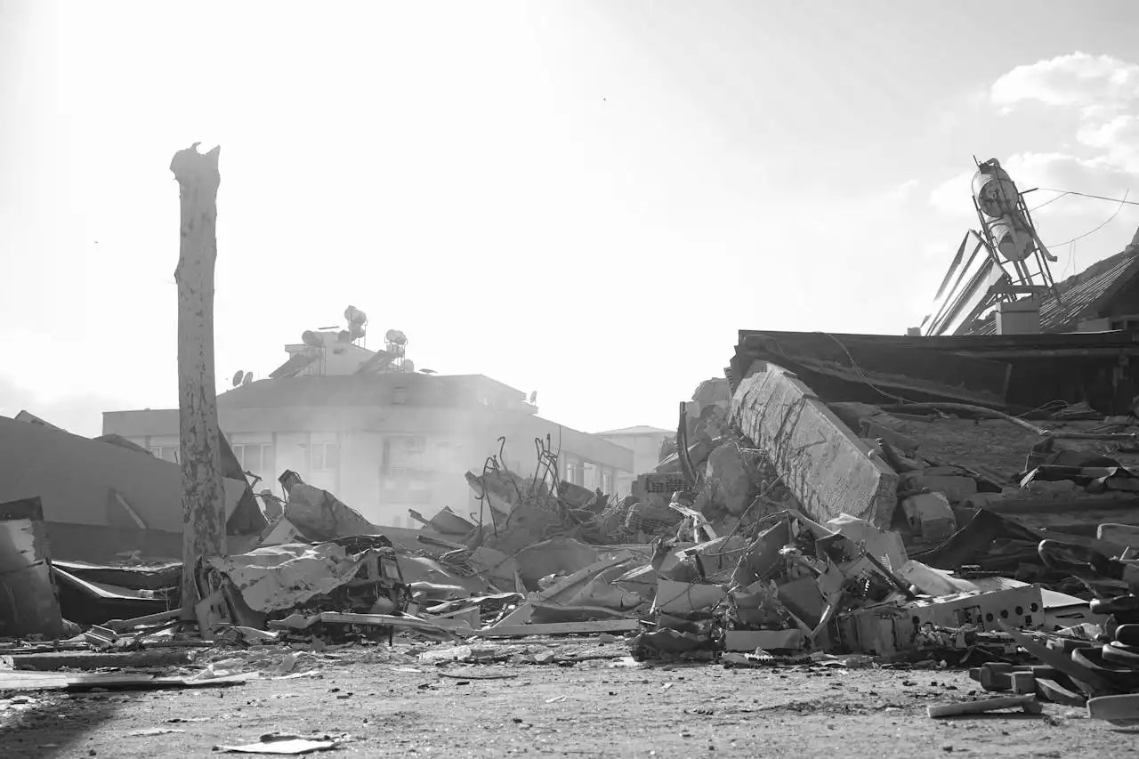 Indonesia's Restless Earth: Unearthing the Truth About Active Faults and Earthquake Potential