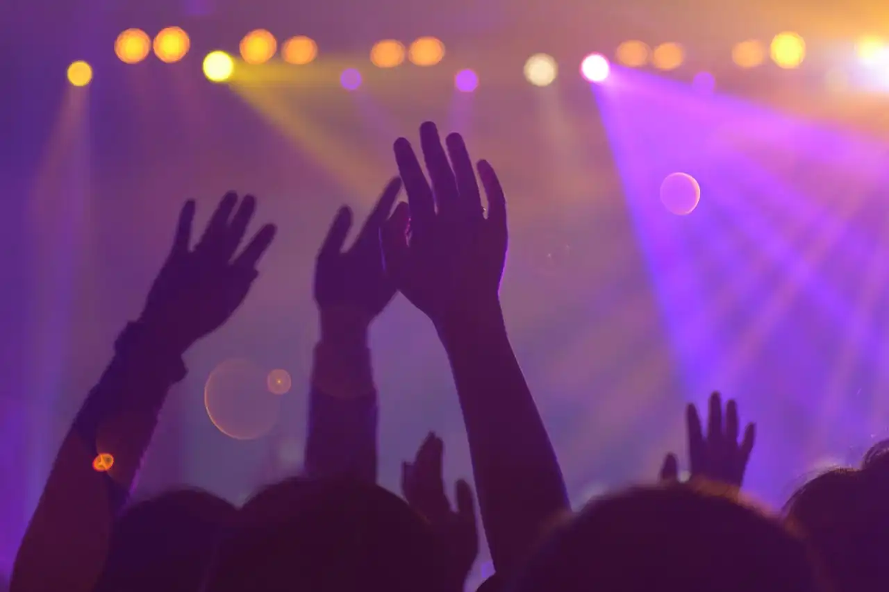 First Time Attending a Concert? 7 Things You Must Know to Avoid Confusion and Still Enjoy the Performance