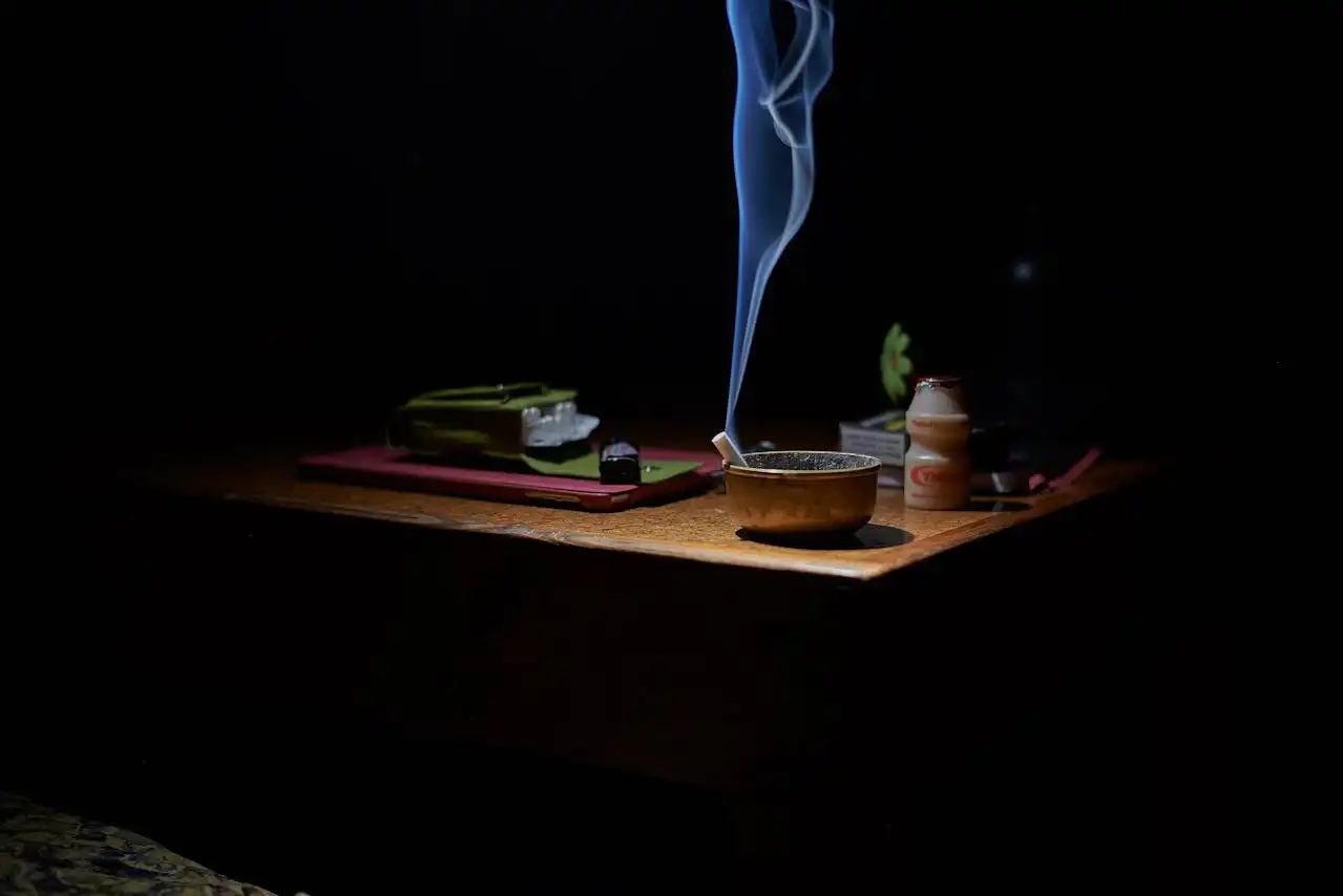The War on Nicotine: Powerful Strategies to Quit Smoking and Start a Healthy Life
