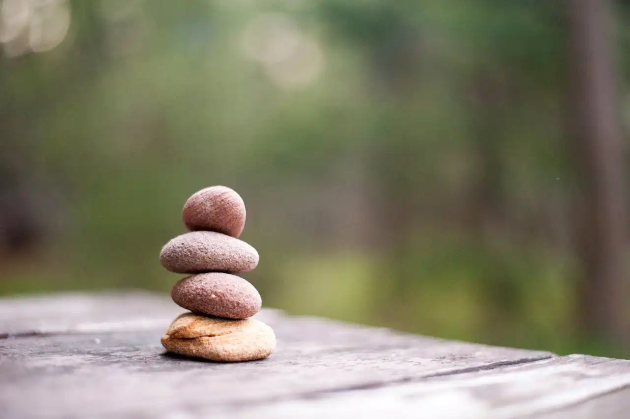 Calm Mind, Peaceful Heart: How Meditation Reduces Everyday Stress and Anxiety