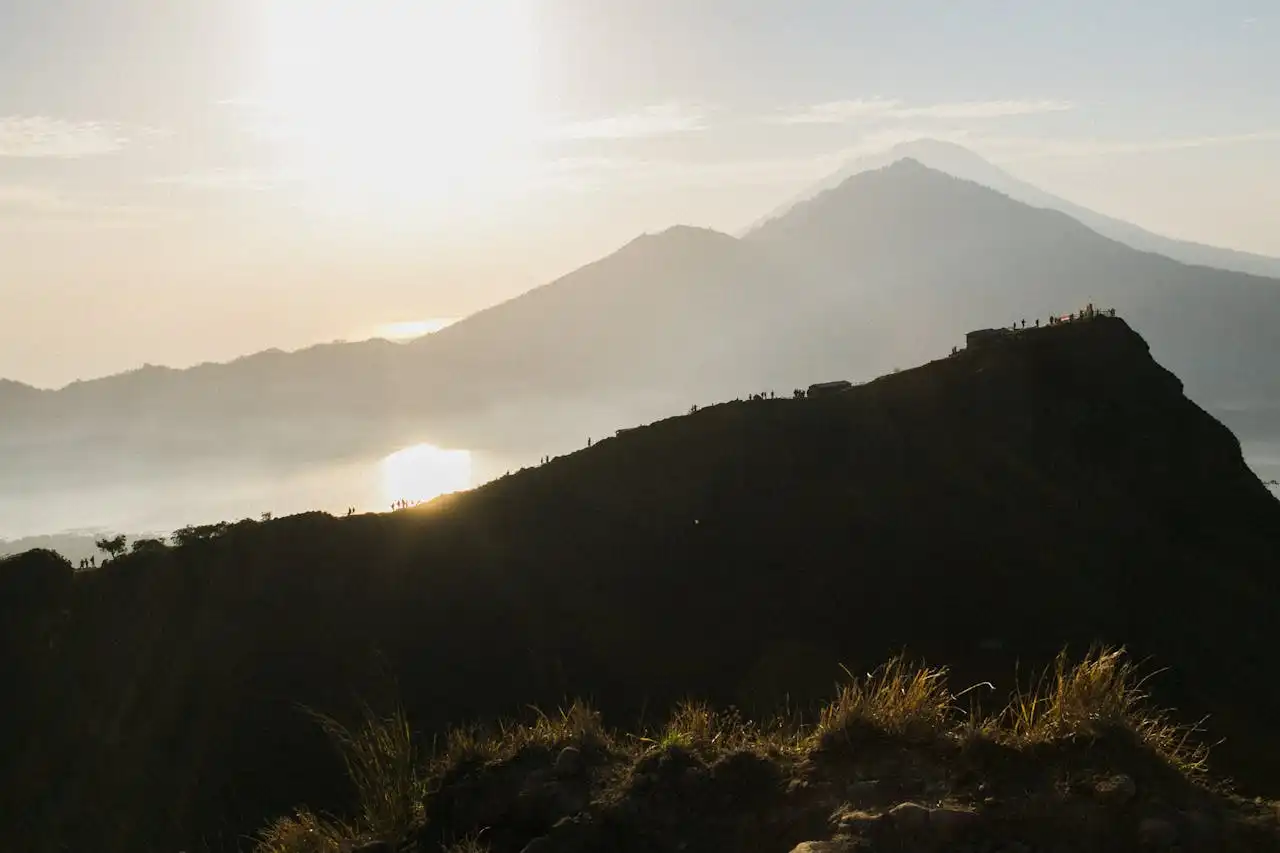 Escape the Alarm Clock Dread: Reclaim Your Mornings