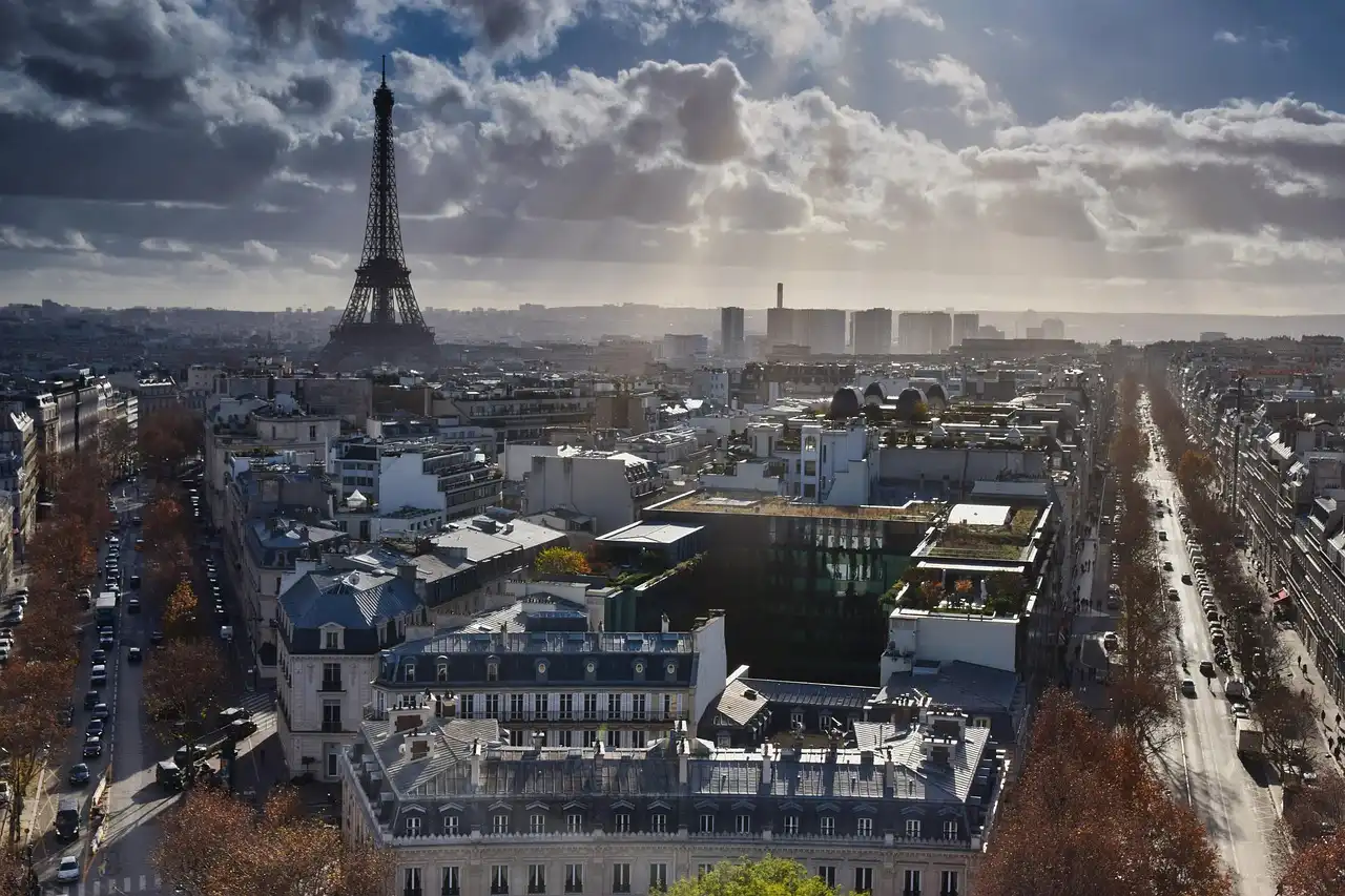 Exploring France by Train: The Most Beautiful Routes and Charming Cities