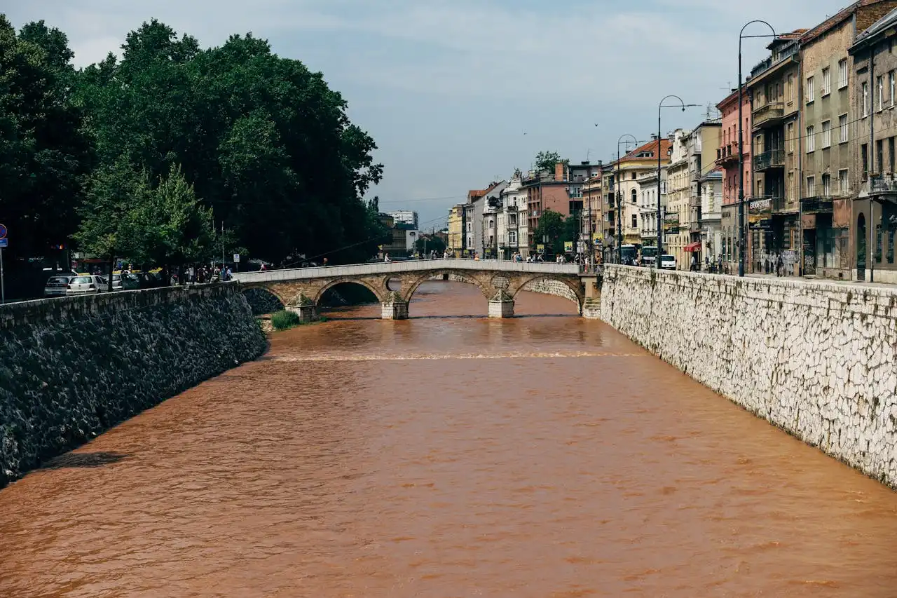 Exploring Sarajevo: From Baščaršija to the Tunnel of Hope, a Complete Travel Guide