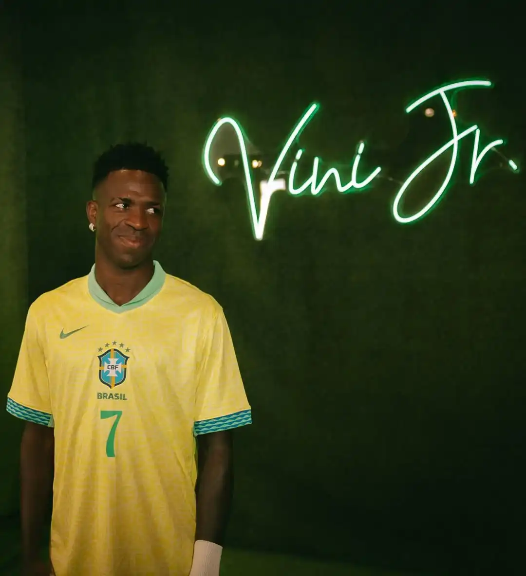 Vinicius Junior's Future: From Star to Legend?