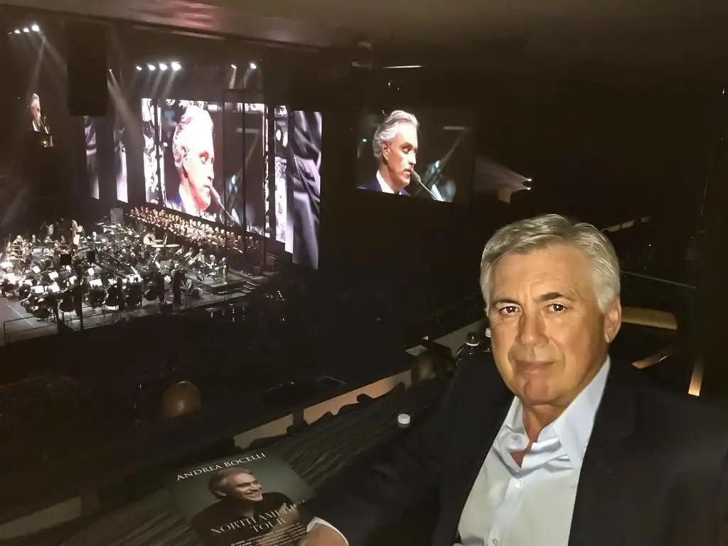 Carlo Ancelotti: From 4-4-2 Virtuoso to Double-Pivot Maestro – A Tactical Journey