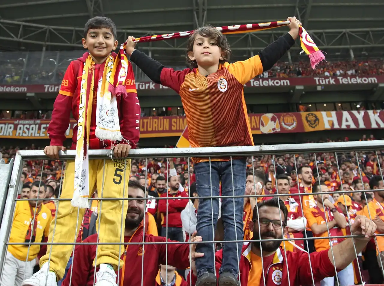 From Hagi to Drogba: The Artists Who Became Legends at the Heart of Galatasaray