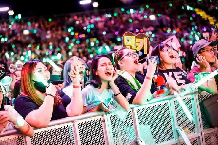 Nonton Konser K-Pop Tanpa "Boncos", Ini Trik Hemat Bertemu Idola!