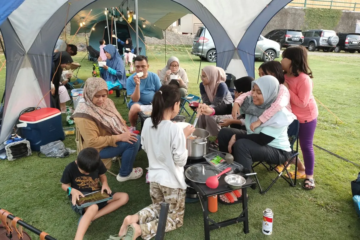 Alasan Psikologis Anak Tengah Rentan Merasa Terabaikan Keluarga