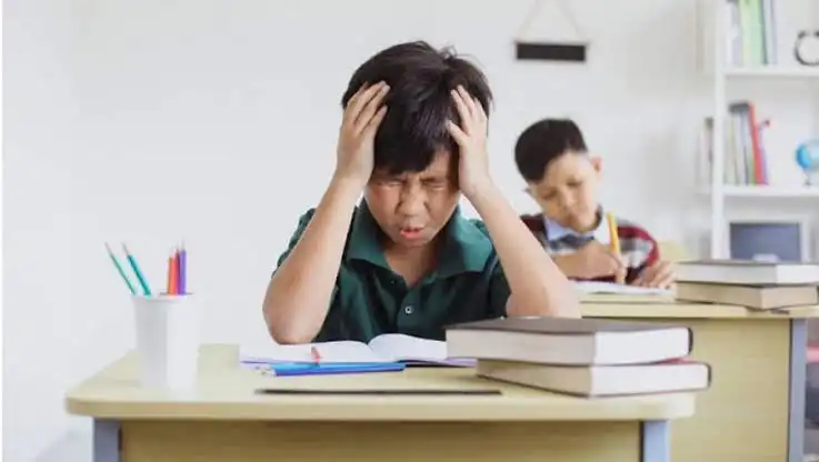 Mengapa Gadget Bisa Bikin Anak & Orang Dewasa Overstimulasi? Ini Faktanya