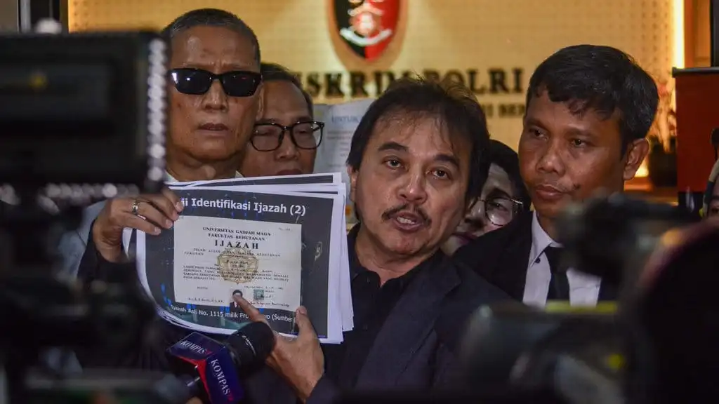 Sengkarut Hukum Roy Suryo dan Teka-Teki Ijazah Jokowi yang Memasuki Babak Baru Penuh Ketegangan