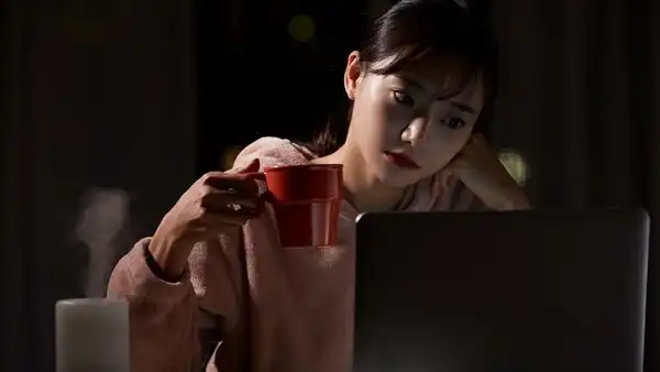 Permen Kopi Bikin Melek, Tapi Benarkah Aman Dikonsumsi Terus?