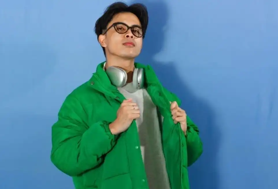 Terjebak dalam Jaring Narsisis: Kenapa Kita Sering Jadi Sasaran Empuk?