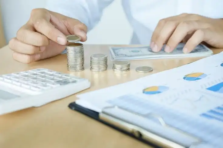 Seni Mengelola Isi Dompet di Tengah Badai Ketidakpastian Ekonomi