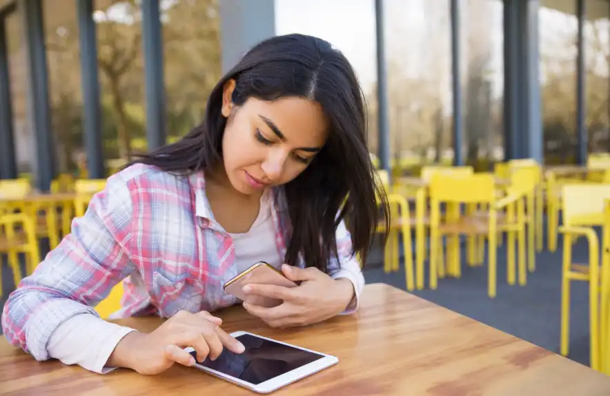 Belajar dari Australia: Melindungi Anak di Bawah 16 Tahun dari Risiko Media Sosial