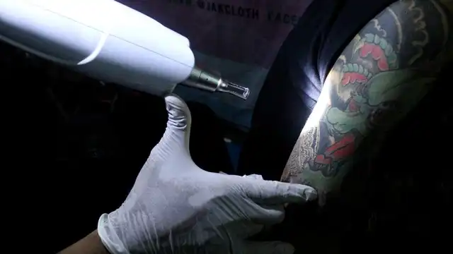 Bukan Sekadar Tinta: Membedah Ritual Rasa Sakit dan Komitmen di Balik Seni Tato