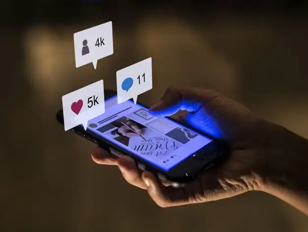 Bukan Pencitraan Kosong: Strategi Membangun 'Personal Branding' yang Autentik di Jagat Maya