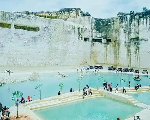 Madura: Lebih dari Perantau Ulung dan Keras?