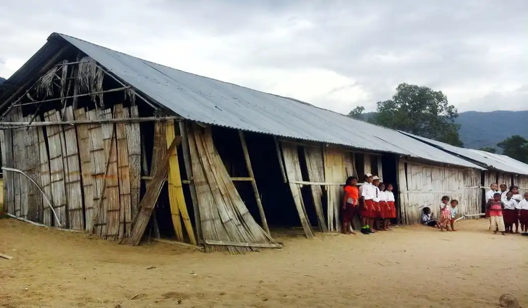 Nyawa Siswa Melayang di NTT Bukti Nyata Kegagalan Negara Mengurus Pendidikan Gratis