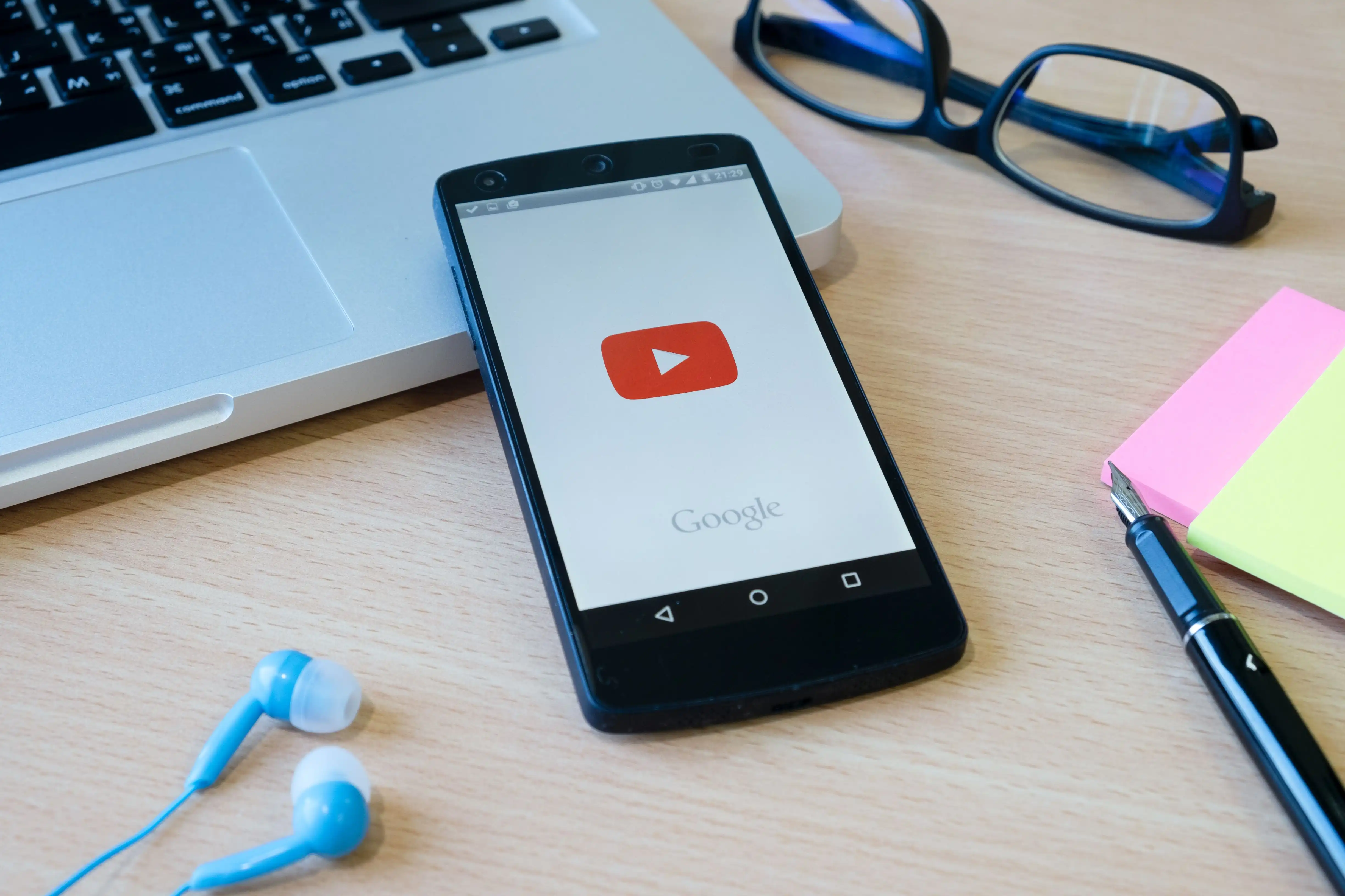 YouTube Luncurkan Fitur Pengawasan Baru Demi Kesehatan Digital Remaja