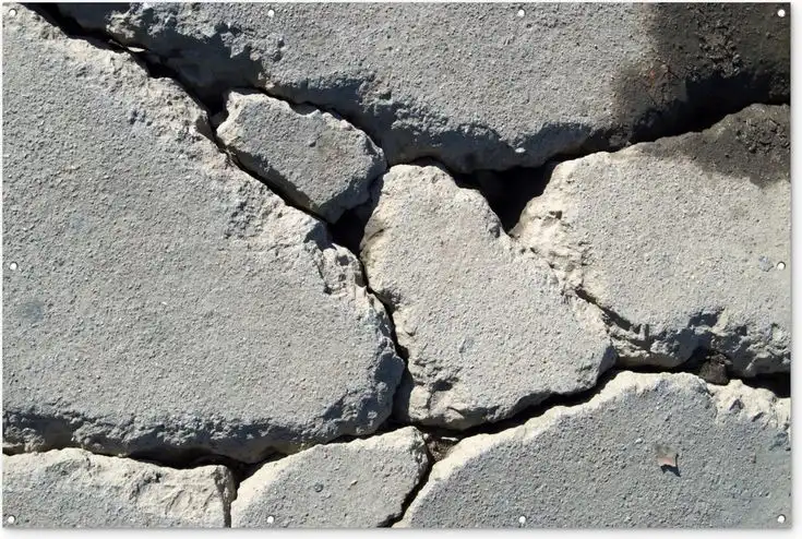 Hobi Bor Dinding Berujung Retak? Ini Kesalahan Fatal yang Bikin Beton Rumah Cepat Rusak