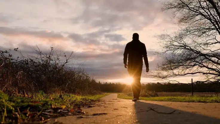 Kapan Musafir Boleh Tidak Puasa dan Bagaimana Cara Shalat di Kendaraan?