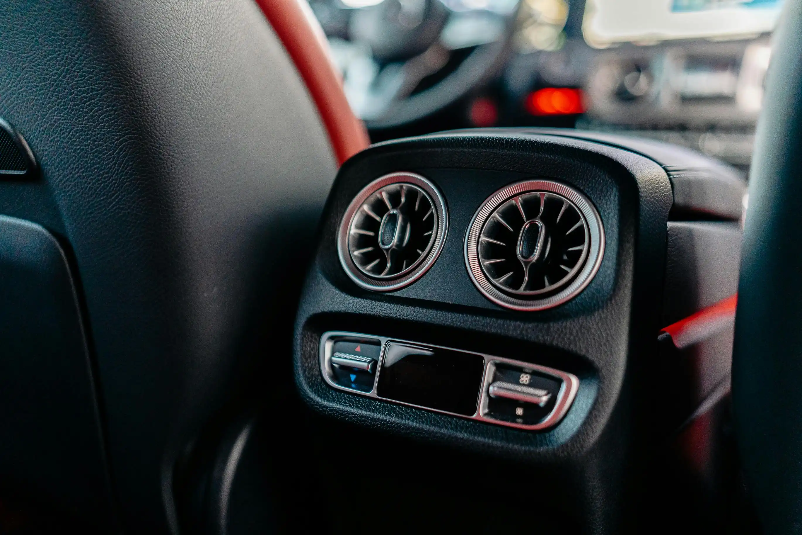 Perbedaan AC Mobil Kurang Dingin vs Filter Kabin Kotor