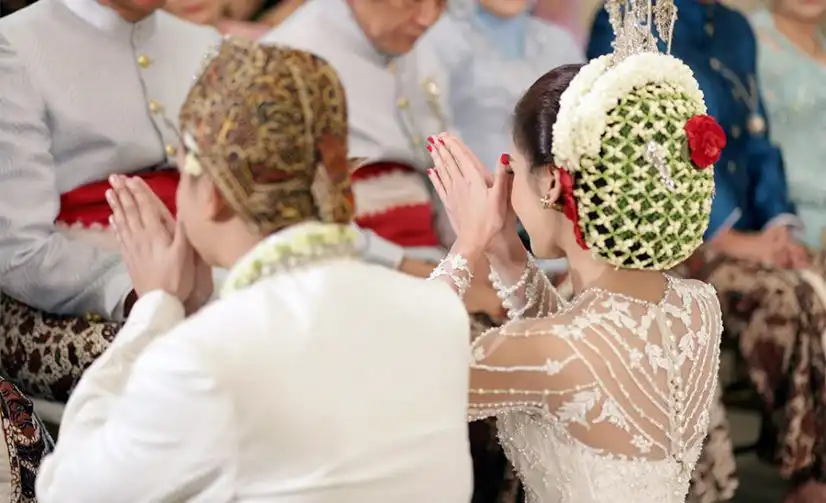 Pacaran vs. Nikah: Dari "Free Trial" Spotify Menuju Langganan Seumur Hidup yang Tak Bisa Dicancel