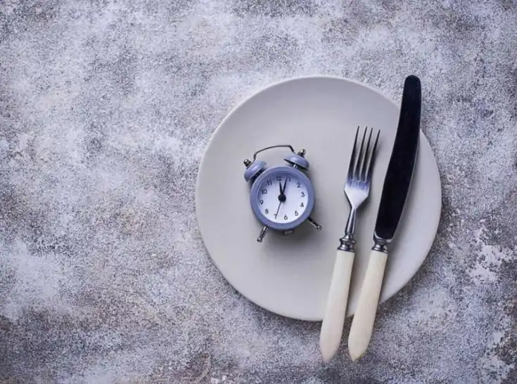 Makan Sehari Sekali Bikin Kurus? Hati-Hati, Tren OMAD Bisa Berujung Operasi Batu Empedu