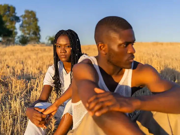 Cara Menghadapi Realita Hubungan Setelah Fase Honeymoon Berakhir