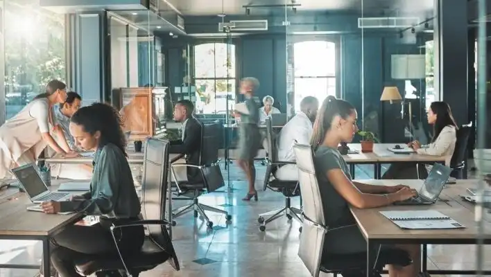 Tantangan dan Peluang Emas Generasi Muda di Era Kerja Modern