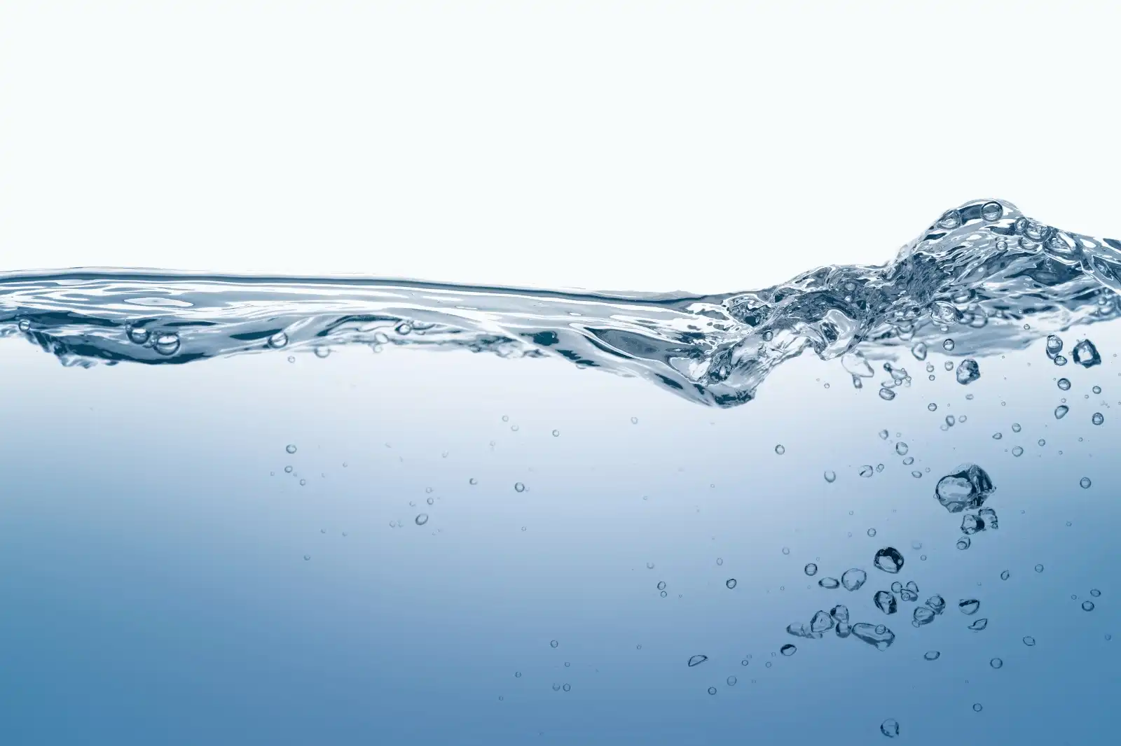 Aqua: Benarkah Air Pegunungan Sejati?