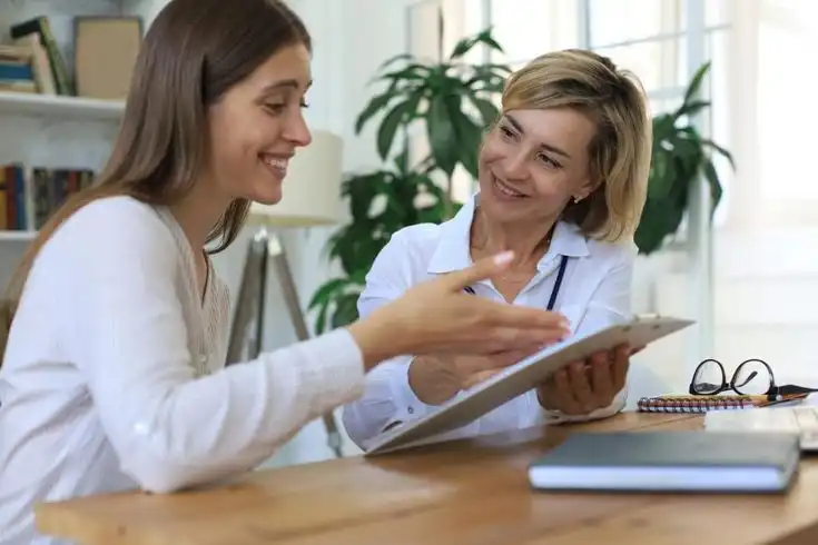 Career Cushioning: Seni Menyiapkan Bantalan Sebelum Terjun Bebas di Dunia Kerja