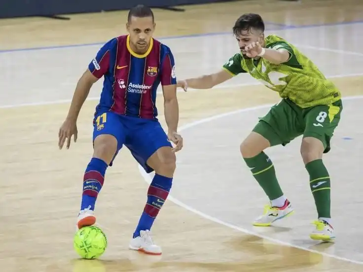 Memahami Peran Anchor, Flank, dan Pivot di Lapangan Futsal
