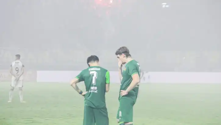 Persebaya Pincang Jelang Derbi: Rivera dan Leo Lelis Absen Lawan Arema di GBT