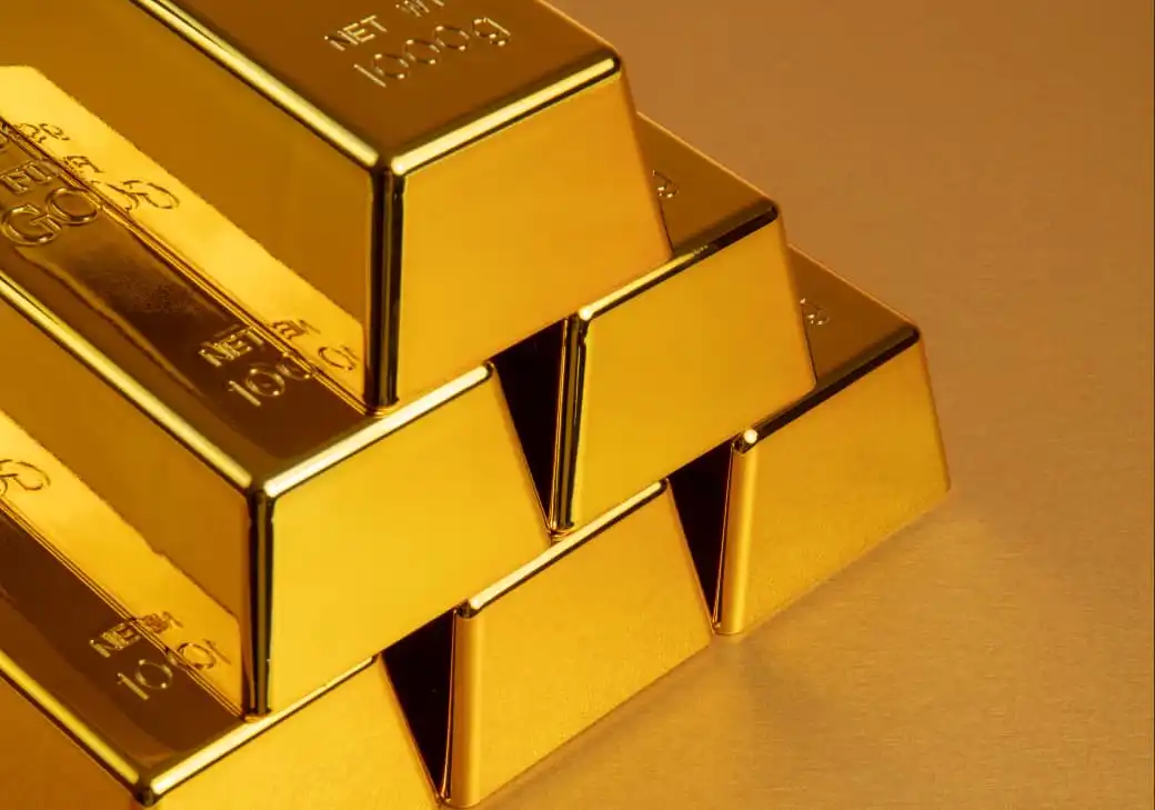 Kejutan Pagi! Harga Emas Antam Terjun Bebas Rp15.000