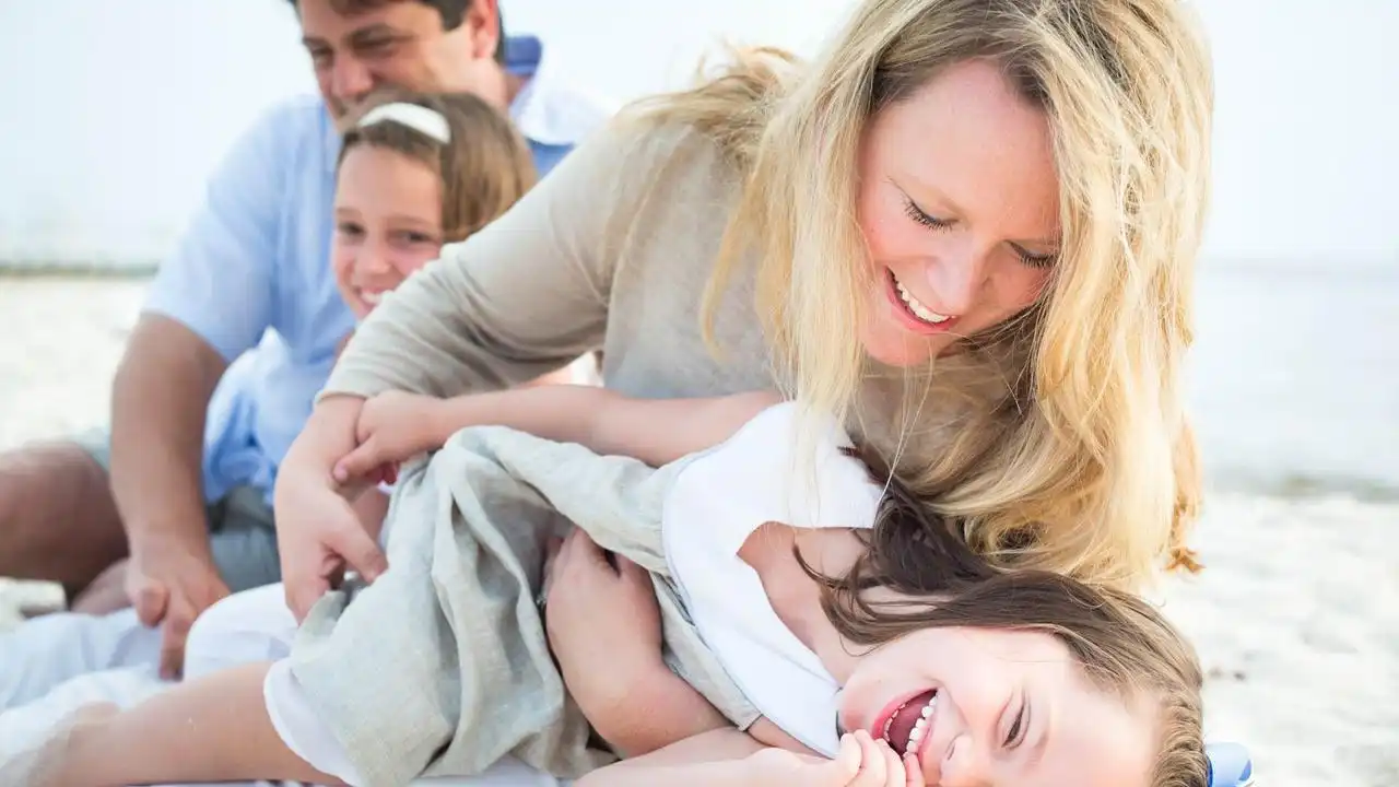 Pernah Coba Menggelitik Diri Sendiri? Ternyata Ini Sebabnya Zonk