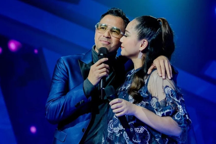 Penjara Emas di Balik Layar: Kenapa Jadi Terkenal Itu Nggak Selamanya Indah Seperti di Sosial Media