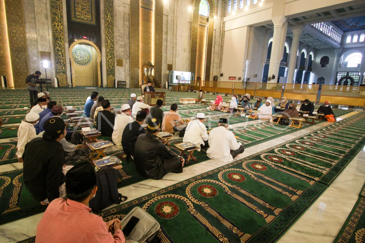 Sisi Psikologis Rebranding Diri di Media Sosial Selama Ramadan