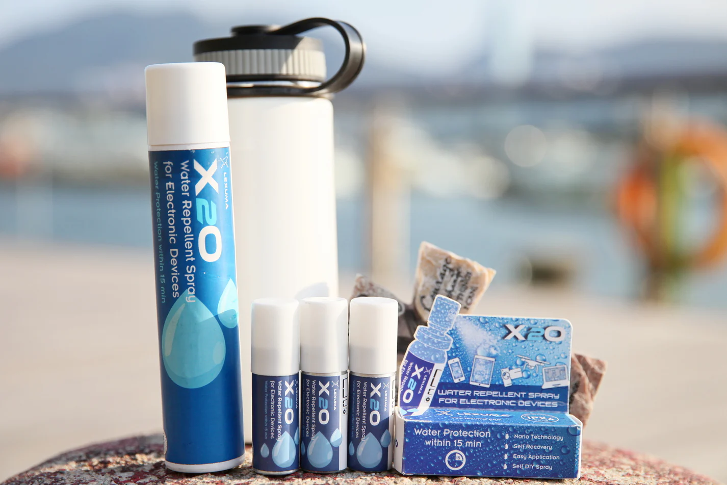 Melindungi Sepatu dari Hujan dengan Teknologi Water Repellent Nano