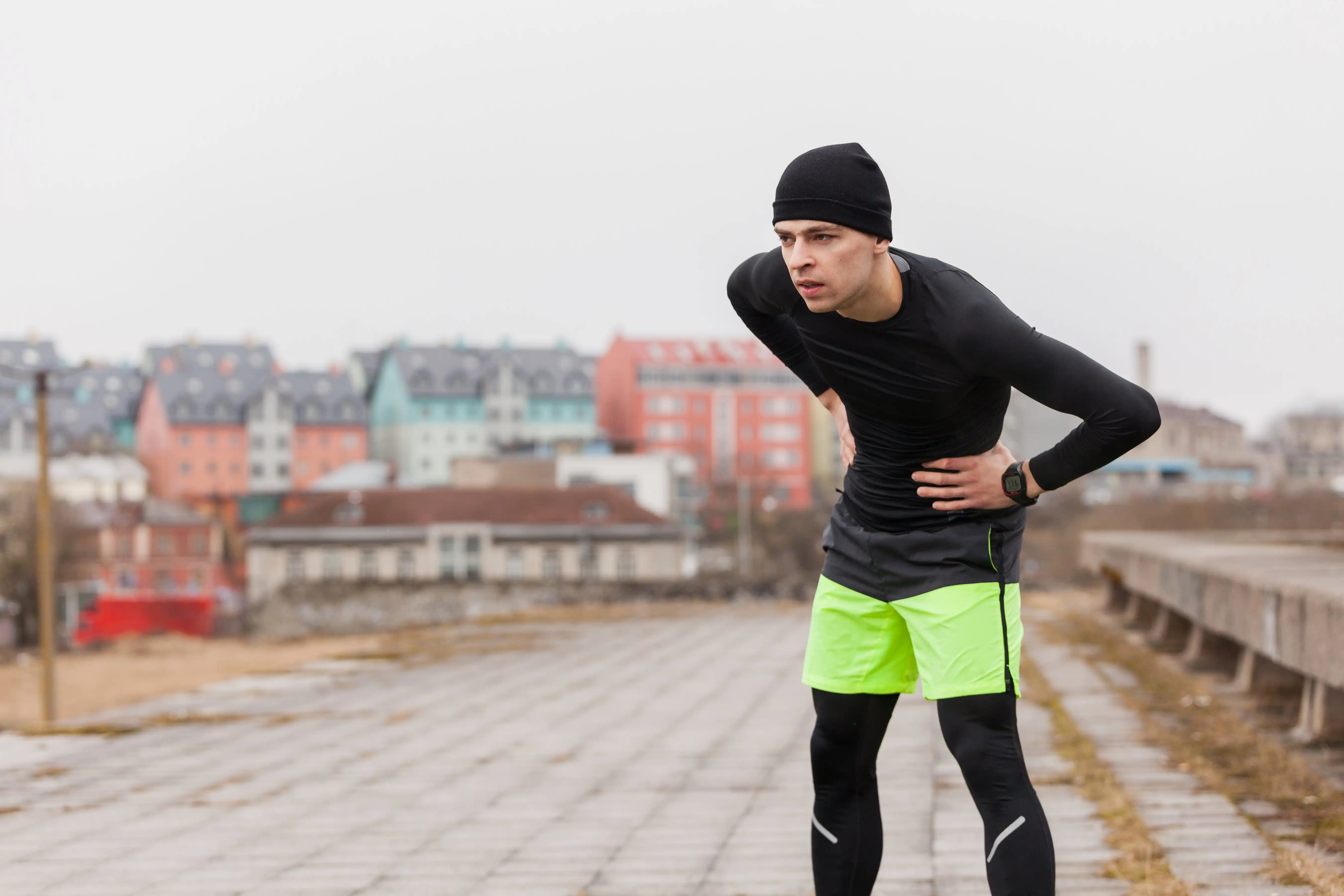 Nyeri Perut Samping Saat Lari, Kenapa Muncul dan Bagaimana Mengusirnya?