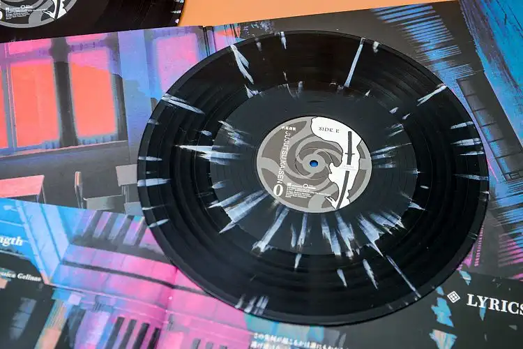 Vinyl Bukan Lagi Sekadar Hobi Bapak-Bapak, Tapi Simbol Eksklusivitas Skena