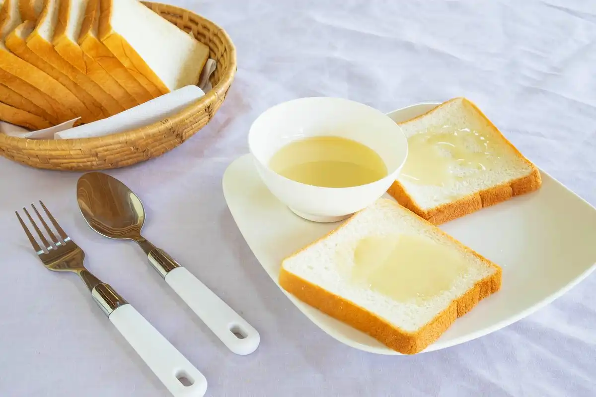 'Madu' dan Susu Kental Manis: Jebakan Gula di Meja Makan