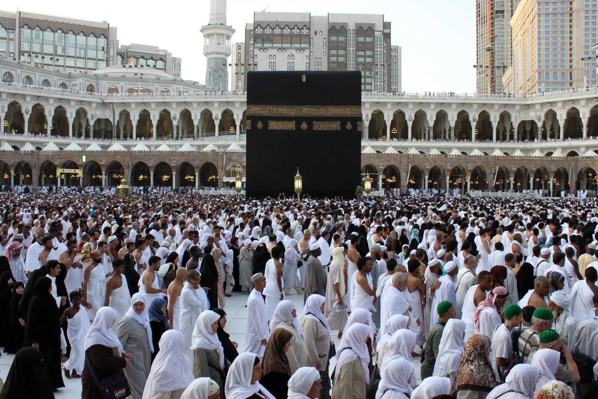 Era Baru Umrah: Lebih Fleksibel, Revolusi Spiritual Anti Ribet ala Millennial dan Gen Z!