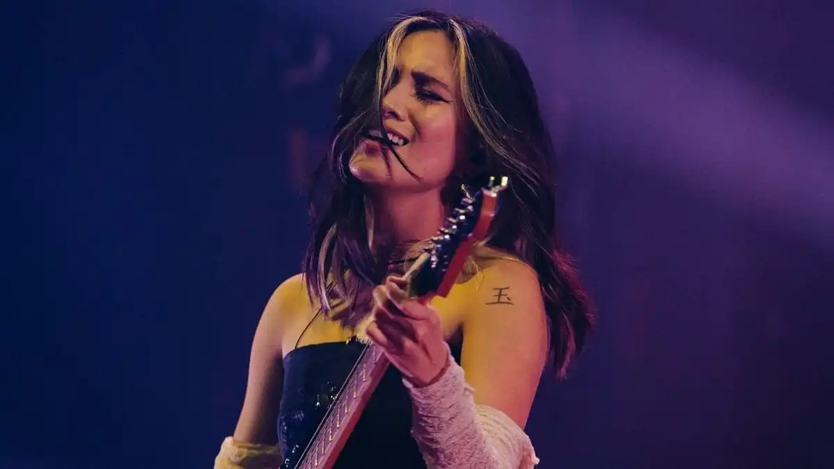 NIKI Zefanya Resmi Jadi Bintang Utama Prambanan Jazz Festival 2026