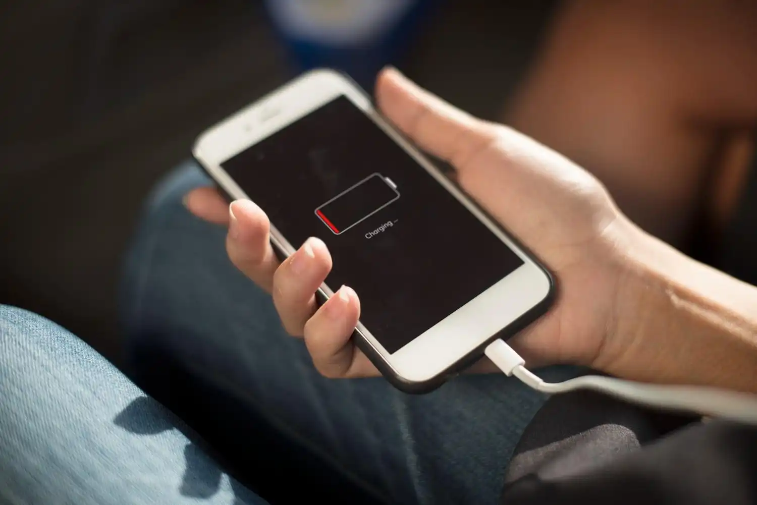 5 Kebiasaan Buruk yang Tanpa Sadar Merusak Battery Health iPhone