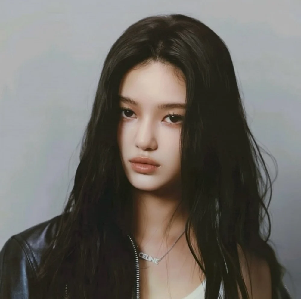 Danielle Resmi Hilang dari Profil NewJeans dan Digugat ADOR