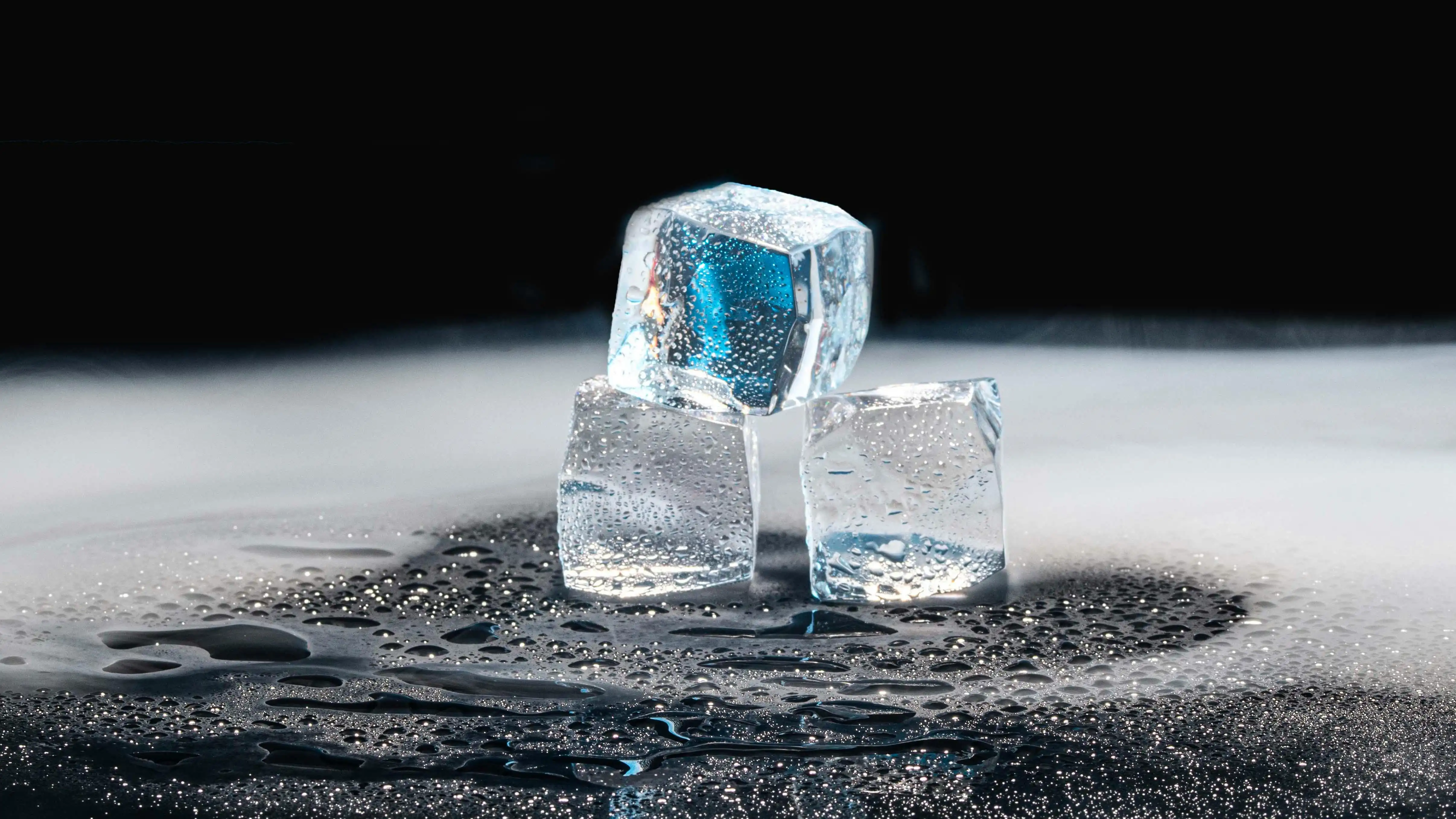 Lebih Cepat Mana Jadi Es? Air Panas vs Dingin, Ini Jawabannya