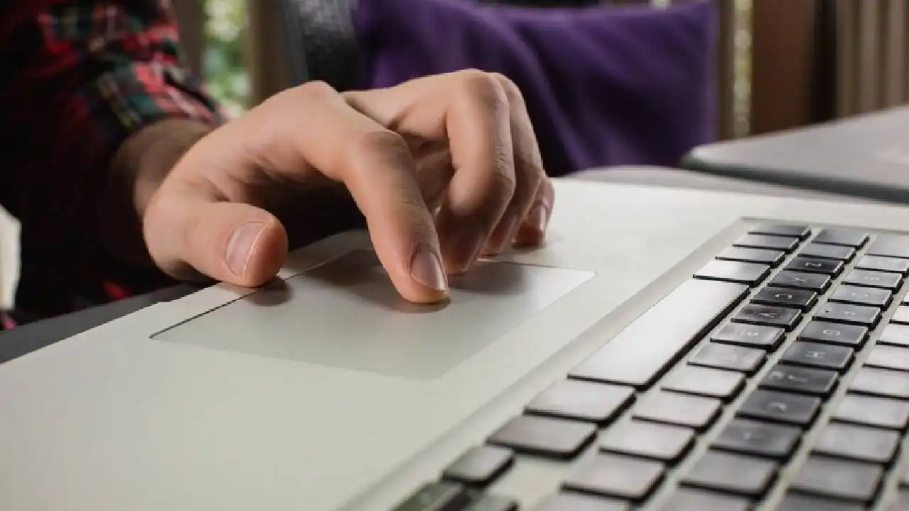 Jangan Tertipu! Cara Cerdas Bedakan Fakta dan Clickbait di X